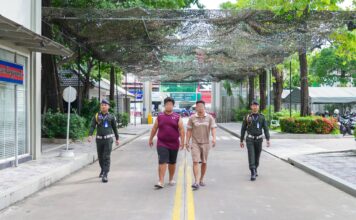 អាវុធហត្ថរាជធានីភ្នំពេញ បញ្ជូនជនសង្ស័យ០៤នាក់ ទៅតុលាការពាក់ព័ន្ធករណីលួច ២ករណីផ្សេងគ្នា!